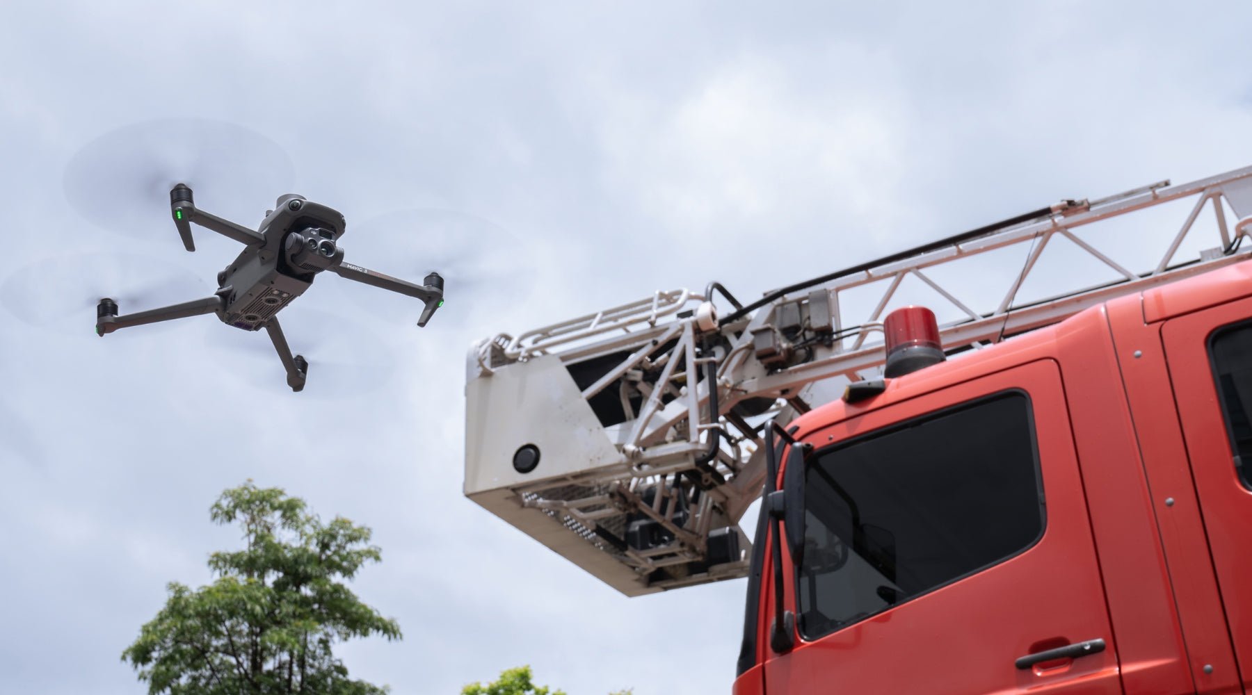 Shop / Drones & Parts / DJI Mavic 3 Thermal - Dronefly