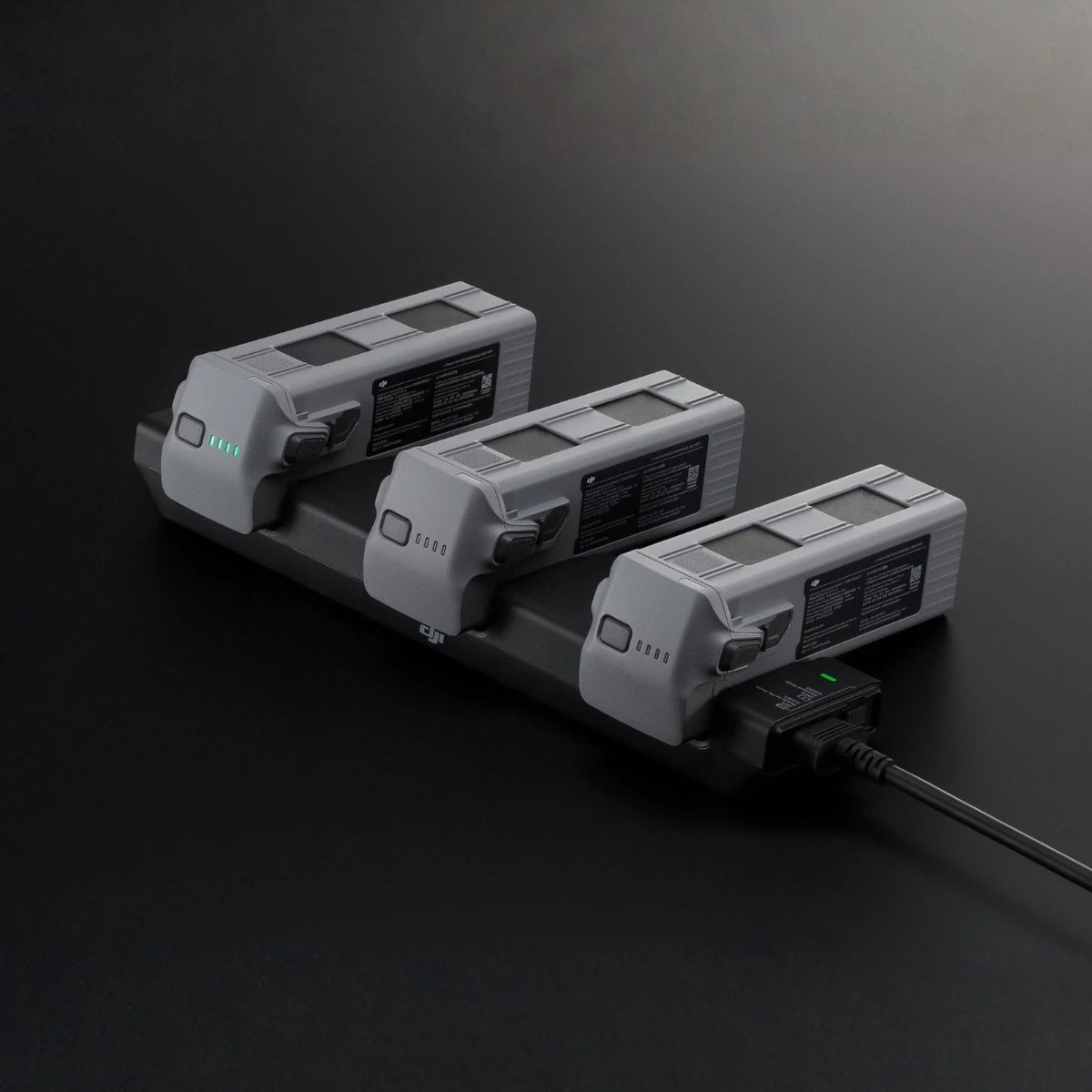 DJI Matrice 4 Series Charging Hub (200W)