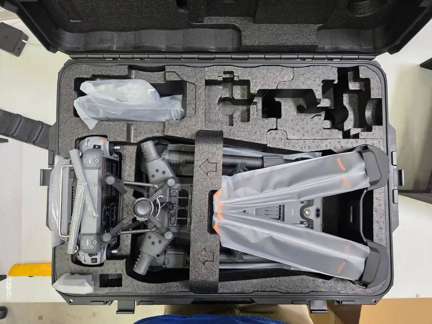DJI Matrice 400  (Demo Unit)